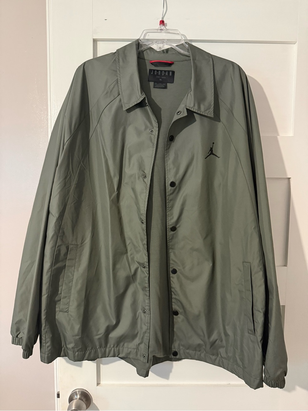Jordan Jumpman Men’s Olive Green Lightweight Coach Jacket XXL